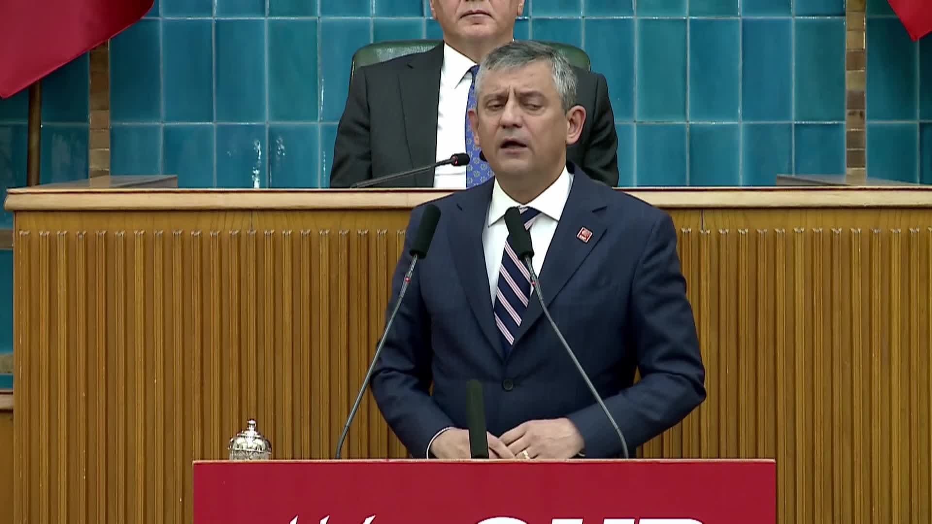 CHP Grup Toplantısı... Özgür Özel: "Türkiye ne zaman sıkışmışsa bir sandıkta nef