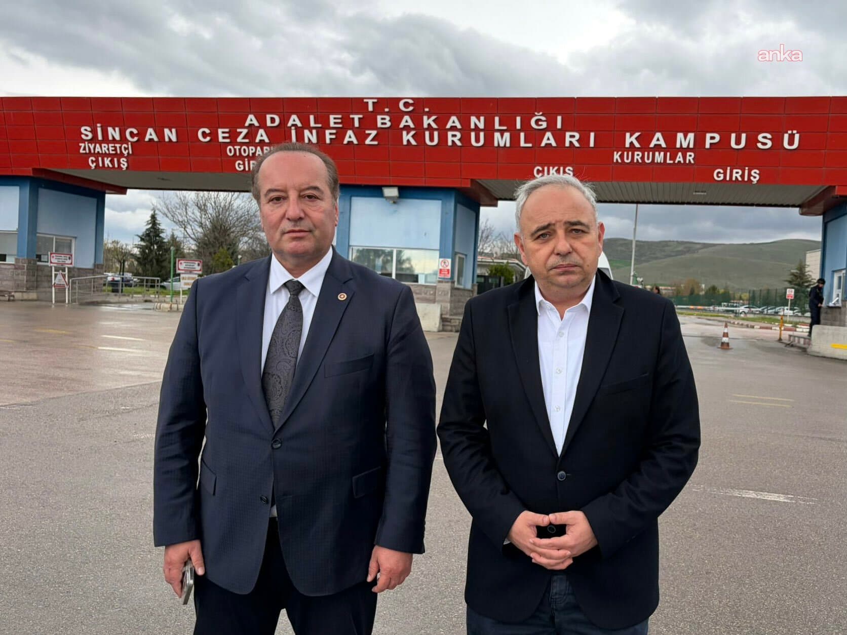 CHP'li Akay, Tanju Özcan ve İsmail Arı'yı ziyaret etti