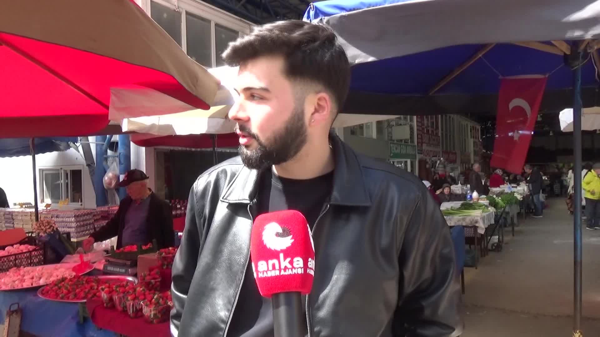 Sinop’ta pazar alışverişine çıkan vatandaş: “Hükümetin politikaları yüzünden ceb