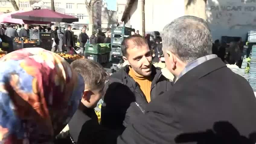 CHP'li Erol: "Pazarın dili nettir; esnaf da vatandaş da ayakta kalma mücadelesi veriyor"