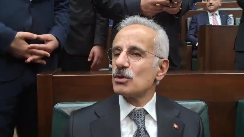 Bakan Uraloğlu'ndan Hürmüz Boğazı'ndaki Türk gemilerine ilişkin açıklama: "İnşal