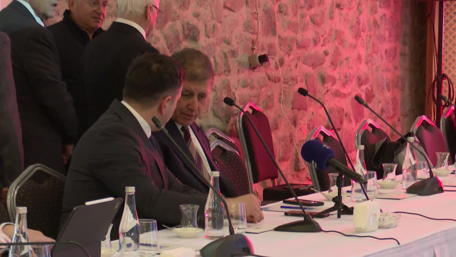 İzmir Büyükşehir Belediye Başkanı Tugay: İzmir gastronomiyle dünyaya açılacak