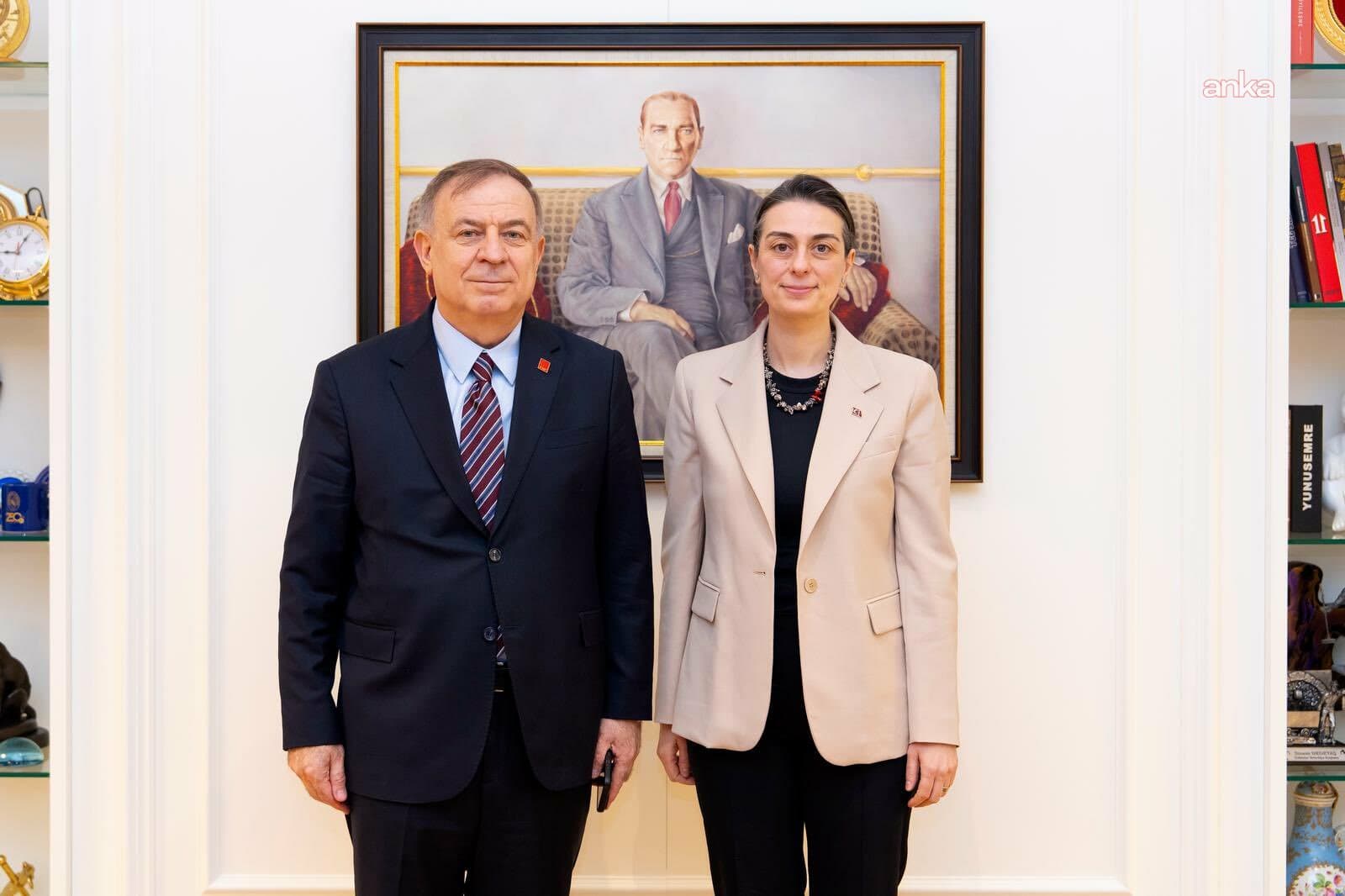 Gökan Zeybek: "Sinem Başkanımızın da Üsküdar Belediyemizin de yanındayız"