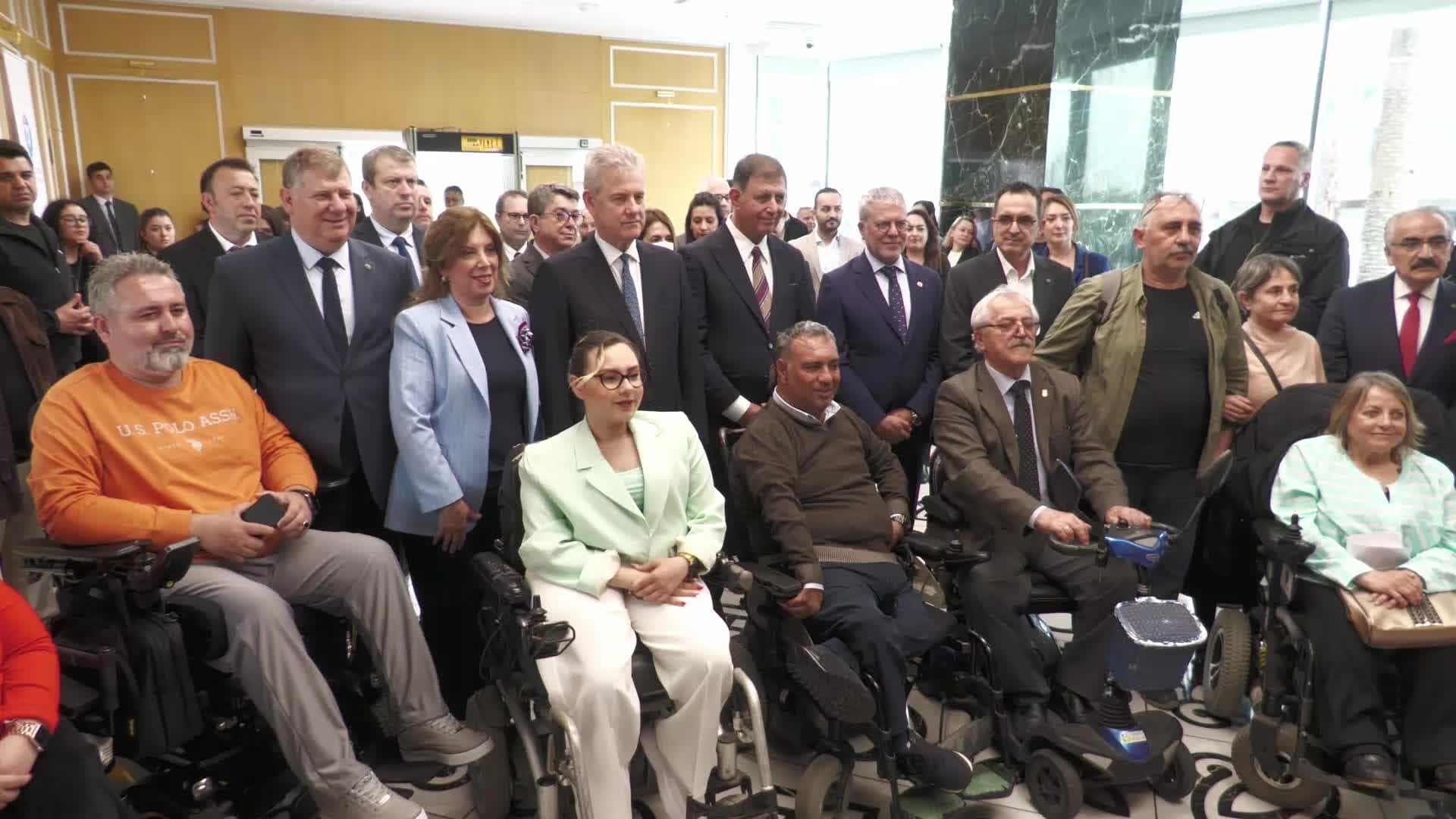 İzmir Ticaret Odası’na 3 yıldızlı “Kırmızı Bayrak”