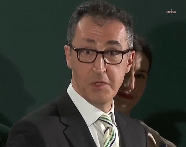 Almanya’da Yeşiller Partisi'nin gençlik örgütü Cem Özdemir’e taleplerini iletti