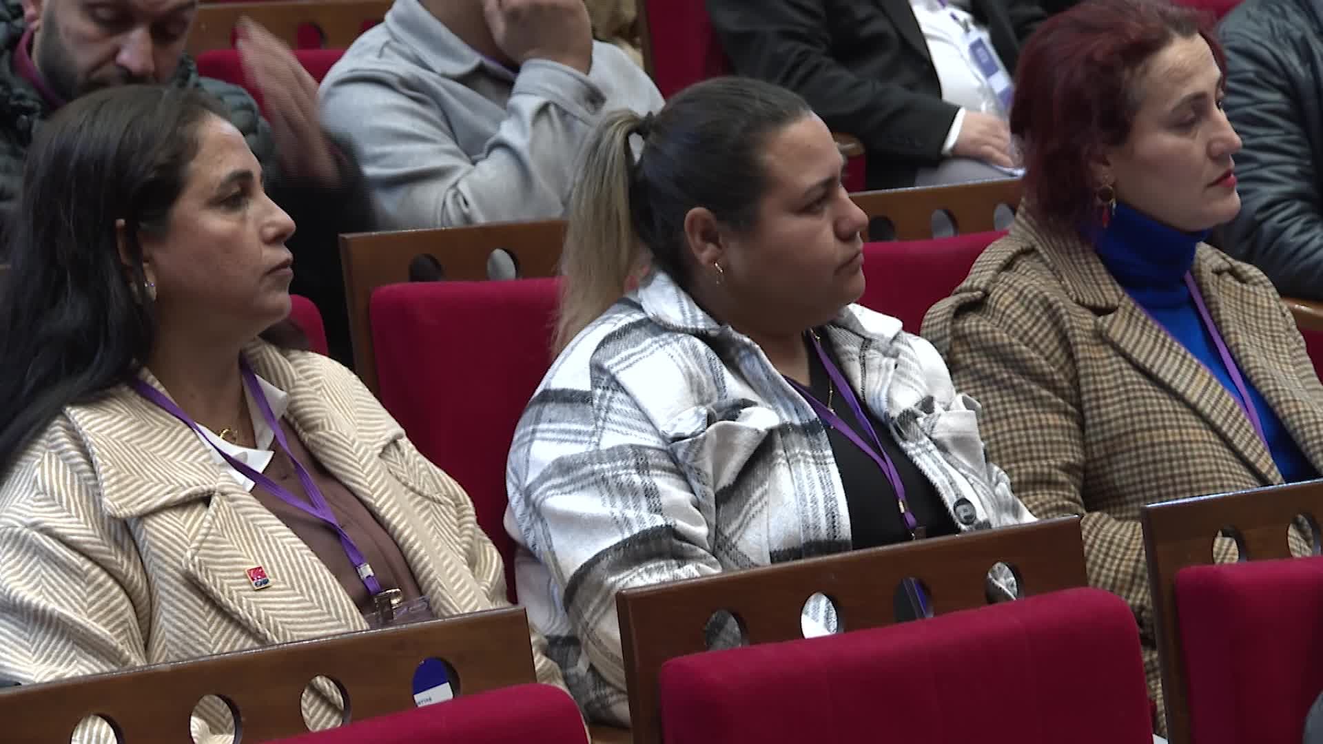 İzmir’de Roman Yurttaş Meclisi kuruldu