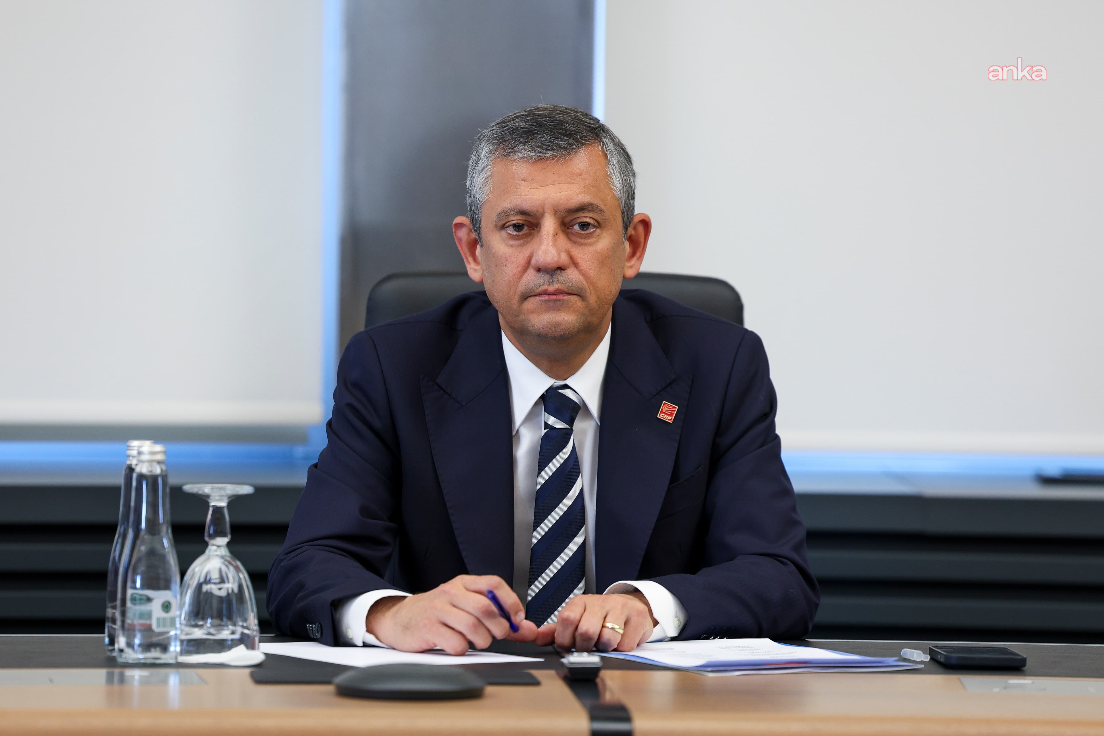 Özgür Özel'den Macaristan mesajı: Kazanan demokrasidir