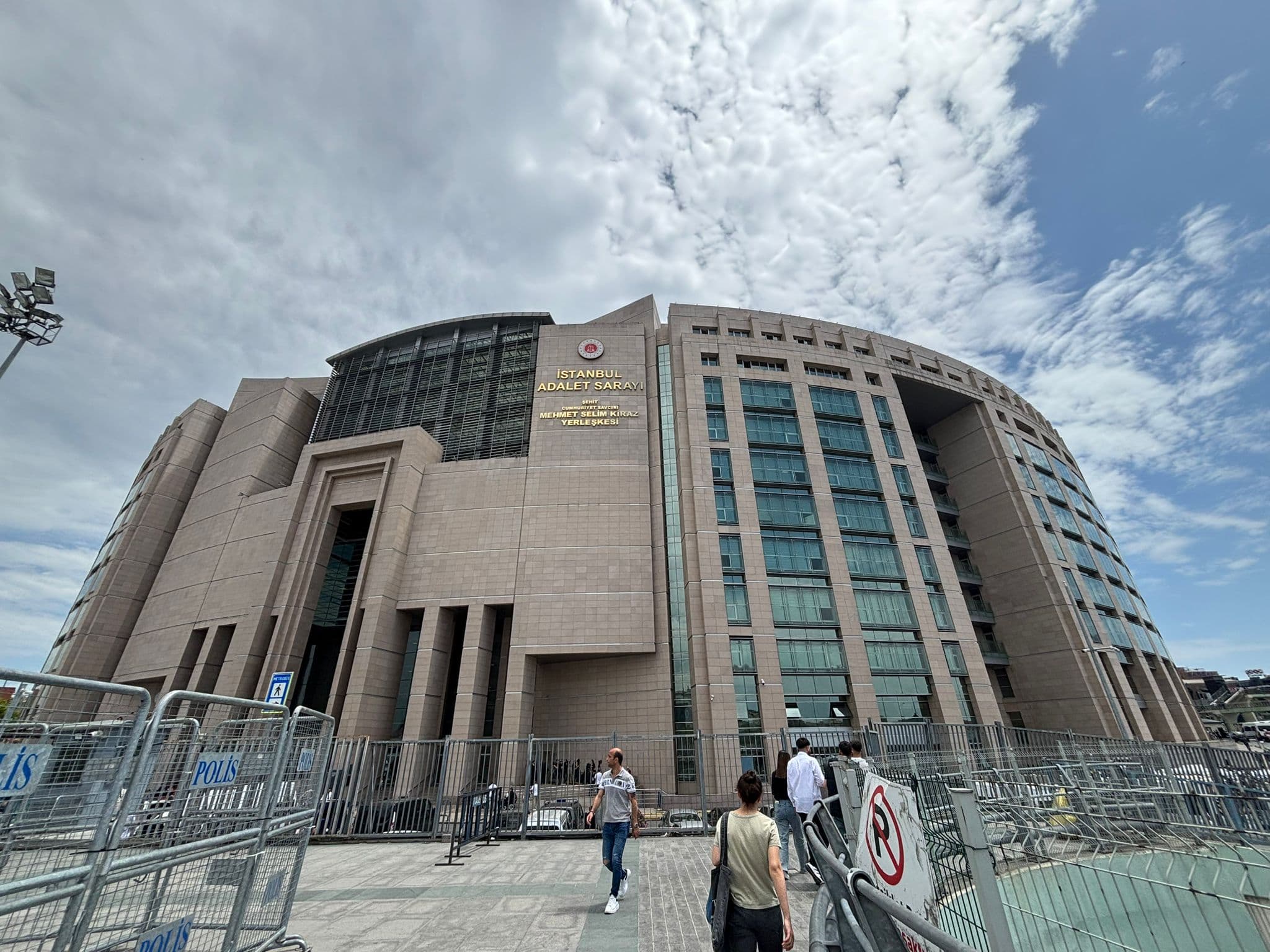 Şarkıcı Yusuf Güney gözaltına alındı