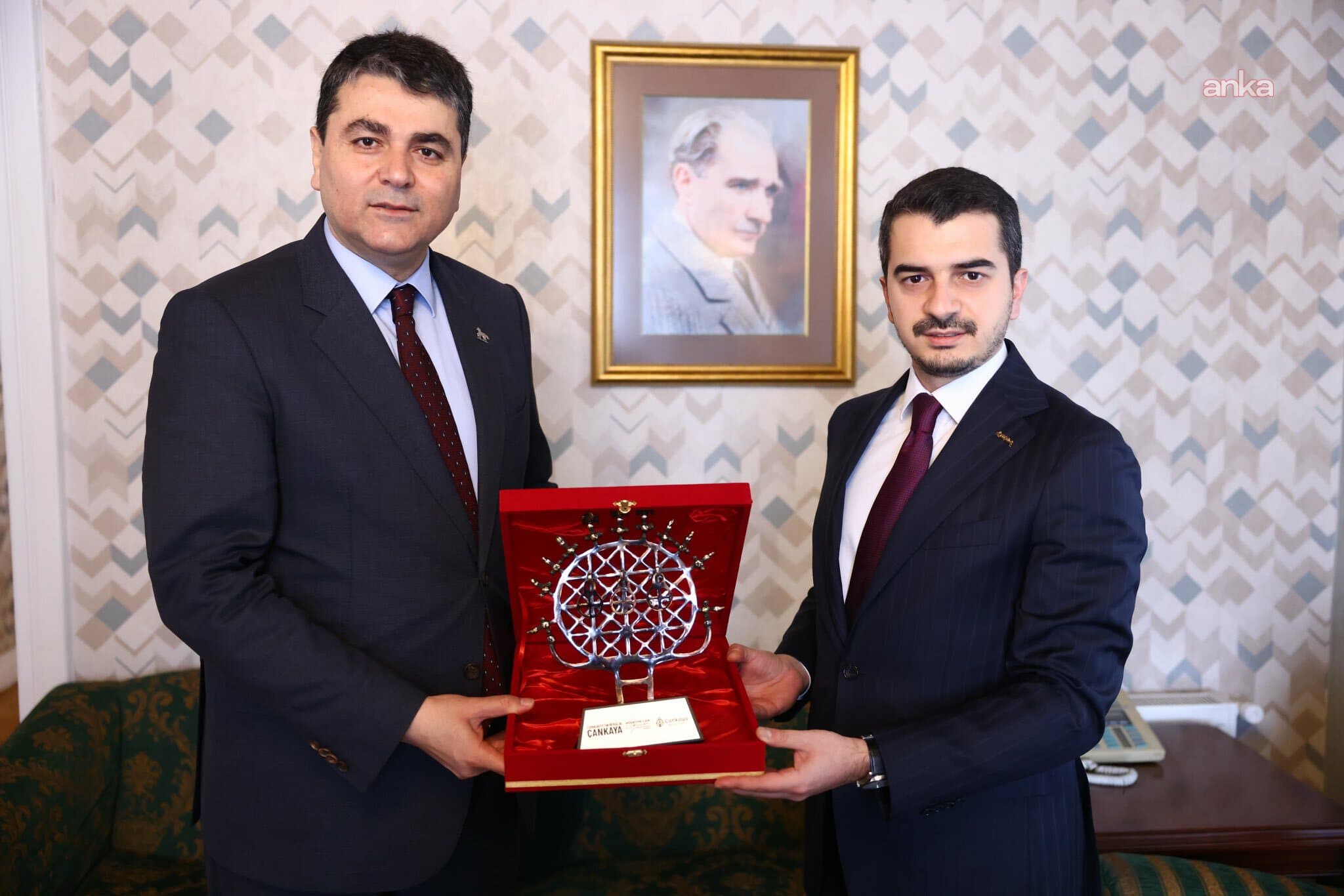 Hüseyin Can Güner, Demokrat Parti Genel Başkanı Gültekin Uysal'ı ziyaret etti