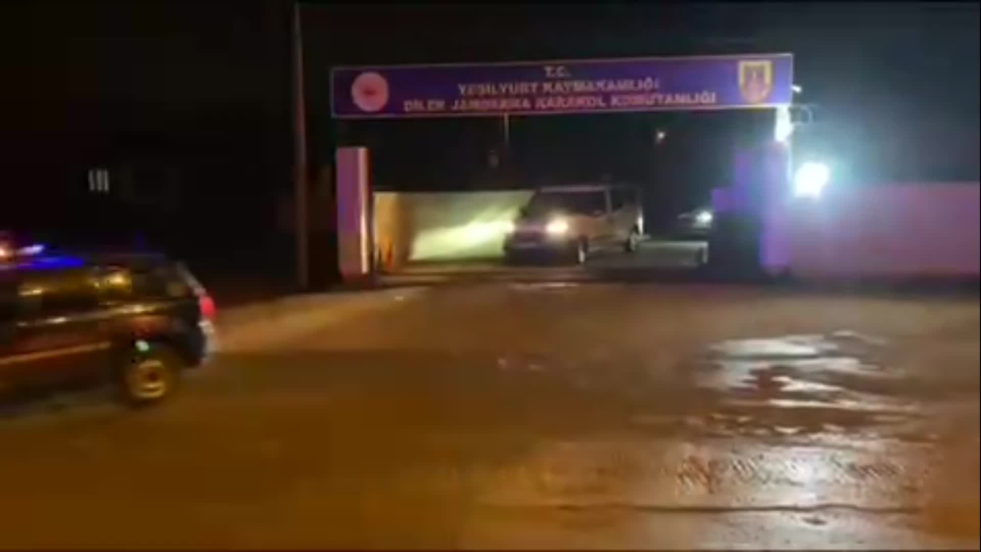 Malatya’da uyuşturucu operasyonu: 7 kilogram esrar ele geçirildi, 2 şüpheli göza