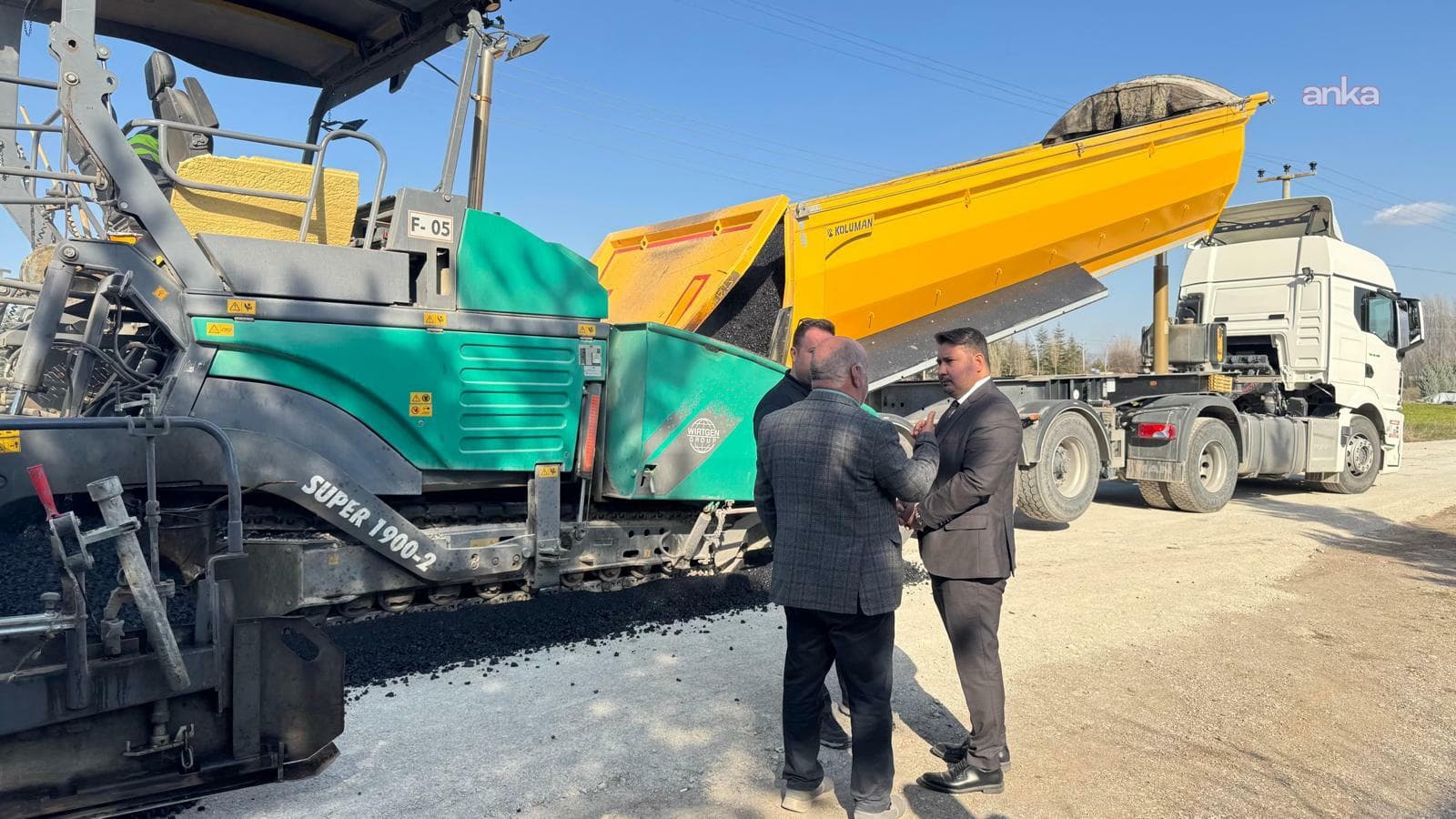 Kahramankazan Belediye Başkanı Çırpanoğlu, Fatih Mahallesi'nde devam eden çalışmaları inceledi