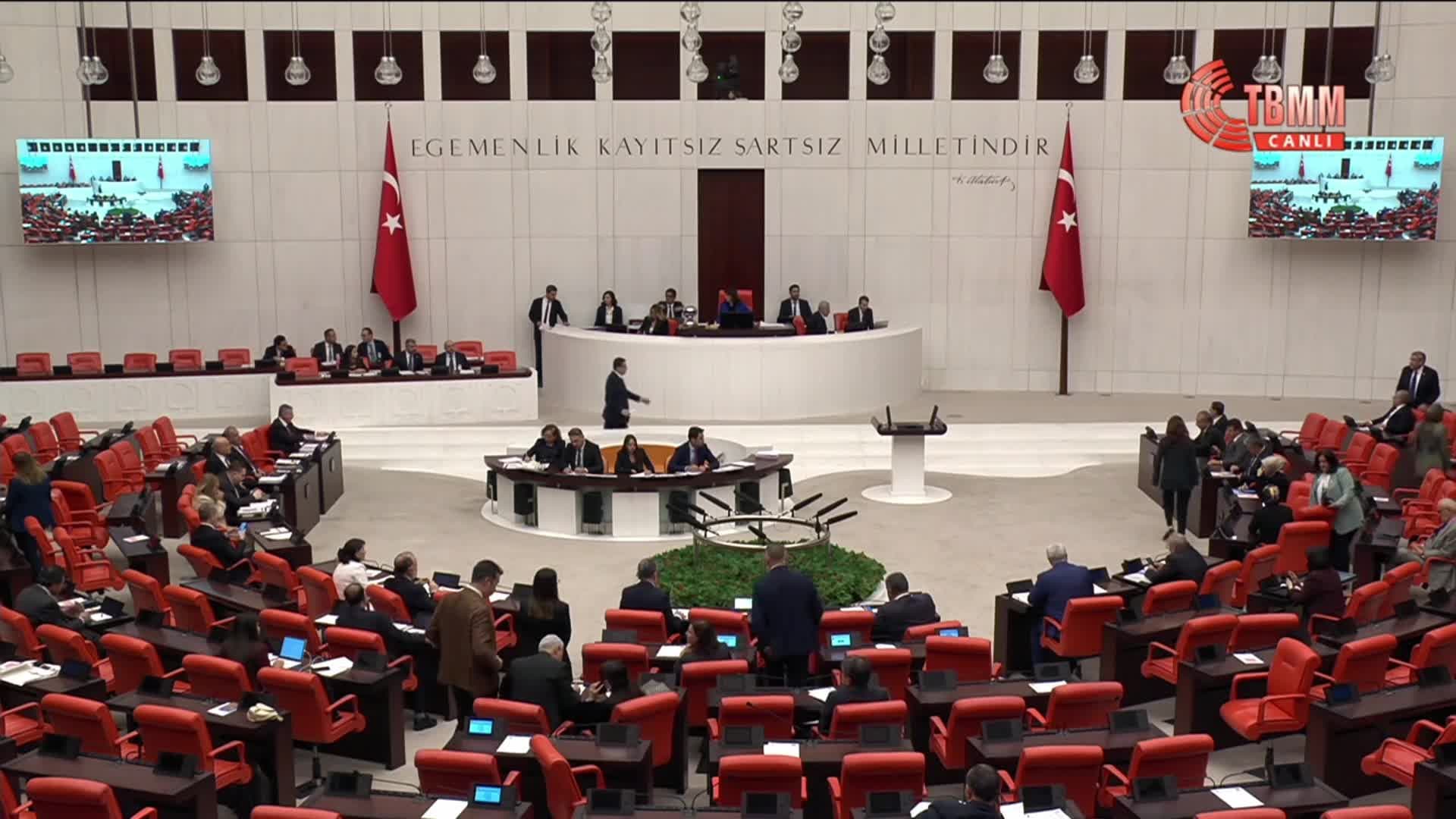 İdris Şahin'den TBMM'de ceza artışlarına tepki: Vatandaş bu cezaların altından k