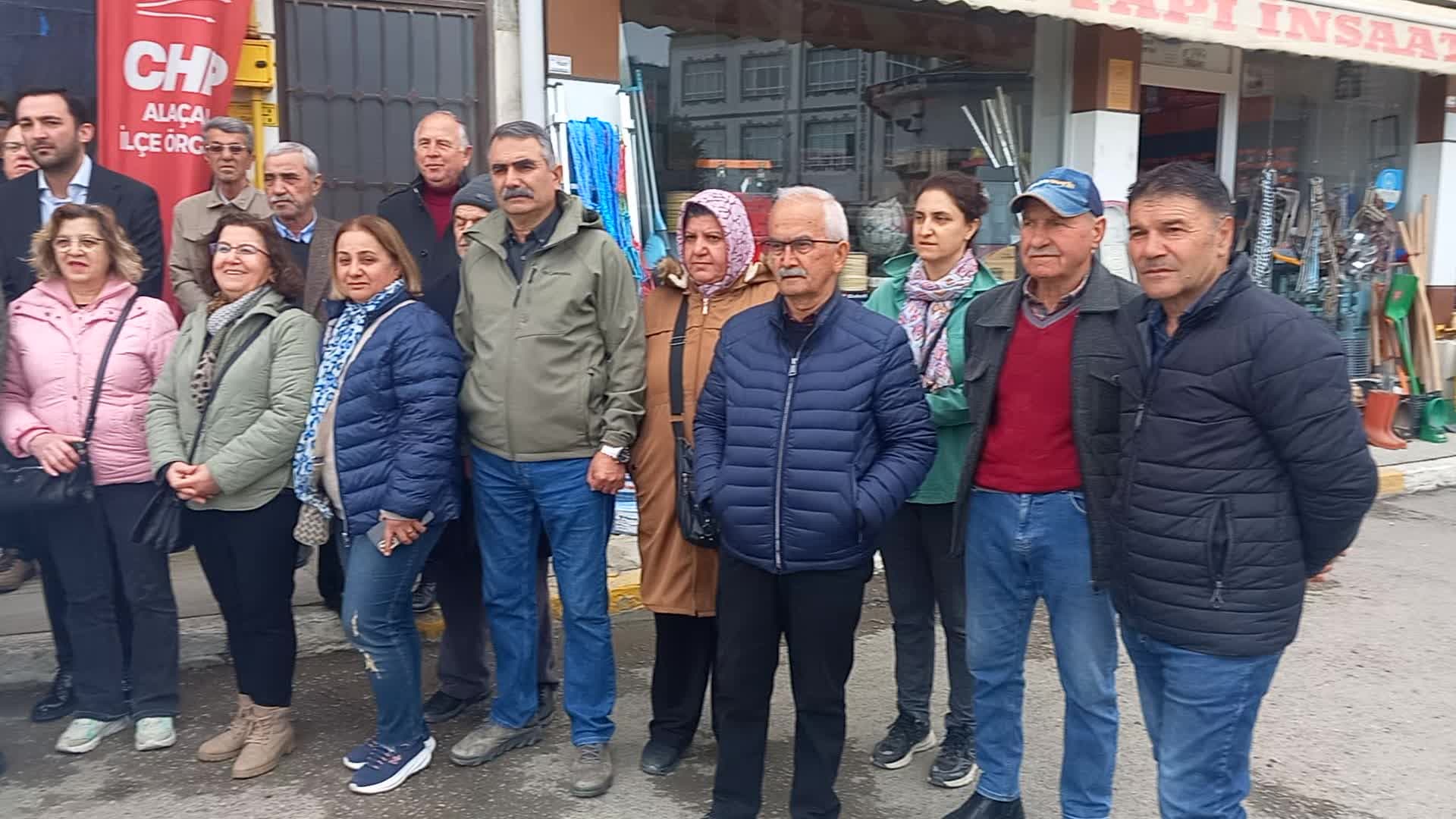 CHP Alaçam'da yurttaşlara seslendi: Bu yoksulluğa bu adaletsizliğe katlanmak zor