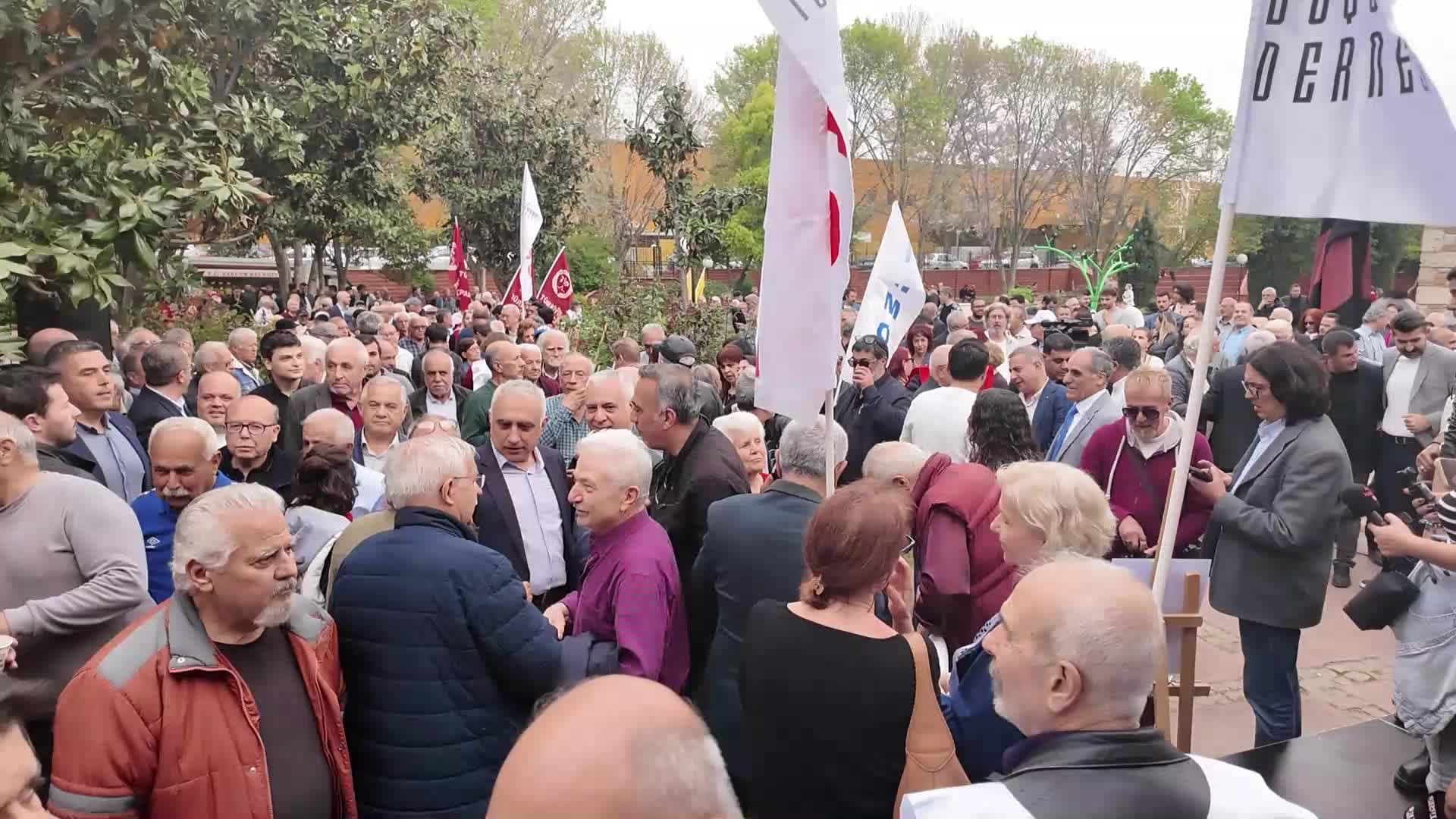 Efeler Belediyesi’ne ait Nevzat Biçer Nikah ve Konferans Salonu’nun vakıf tescil