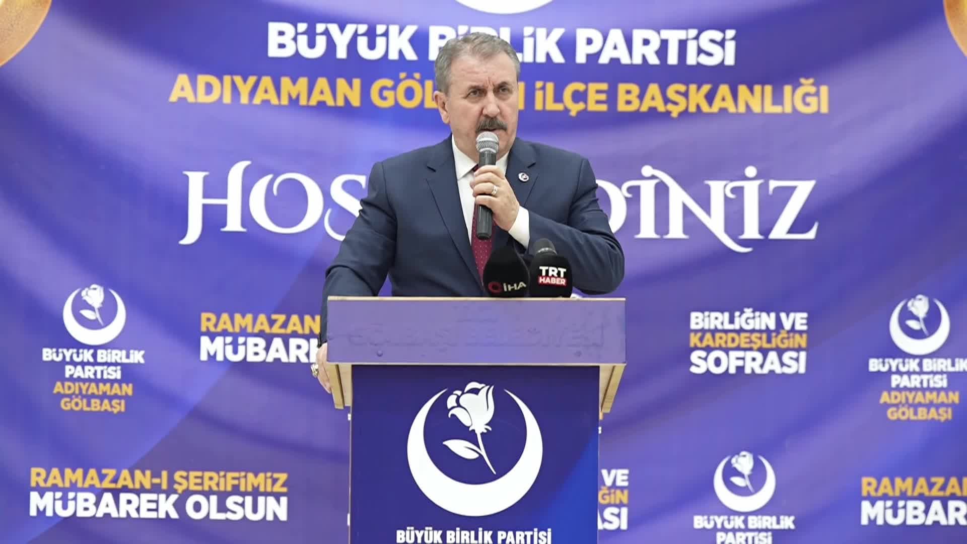 Mustafa Destici: Bütün İslam ülkeleri güçlü bir duruş ortaya koysa ne İsrail ne de ABD bu saldırıları gerçekleştirmeye cesaret edebilir