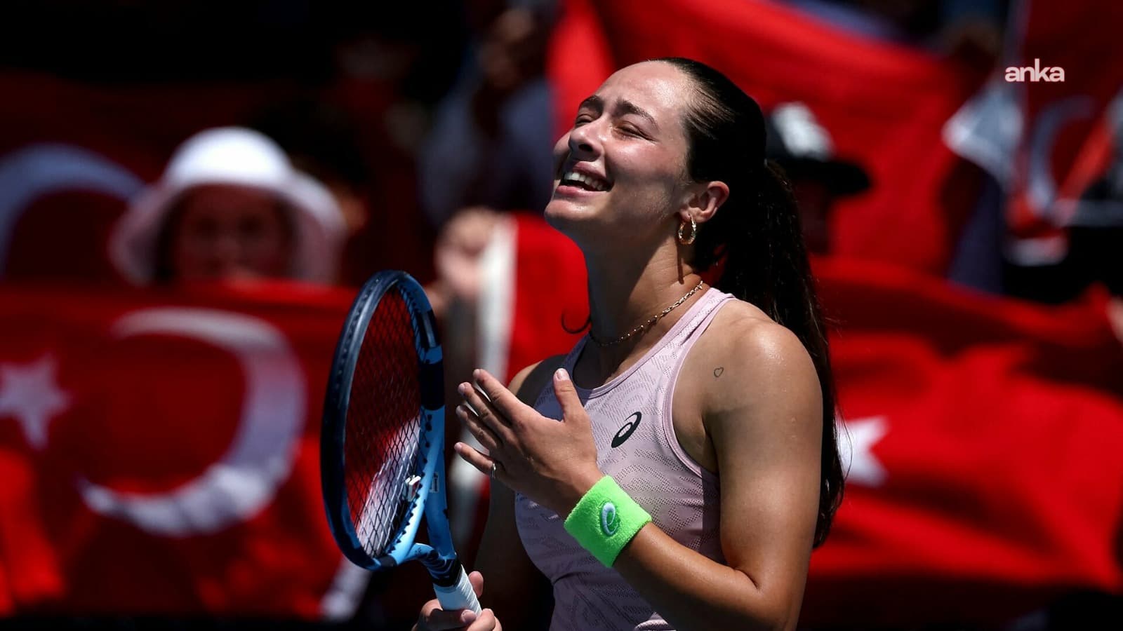 Zeynep Sönmez, Stuttgart'ta ikinci tura yükseldi