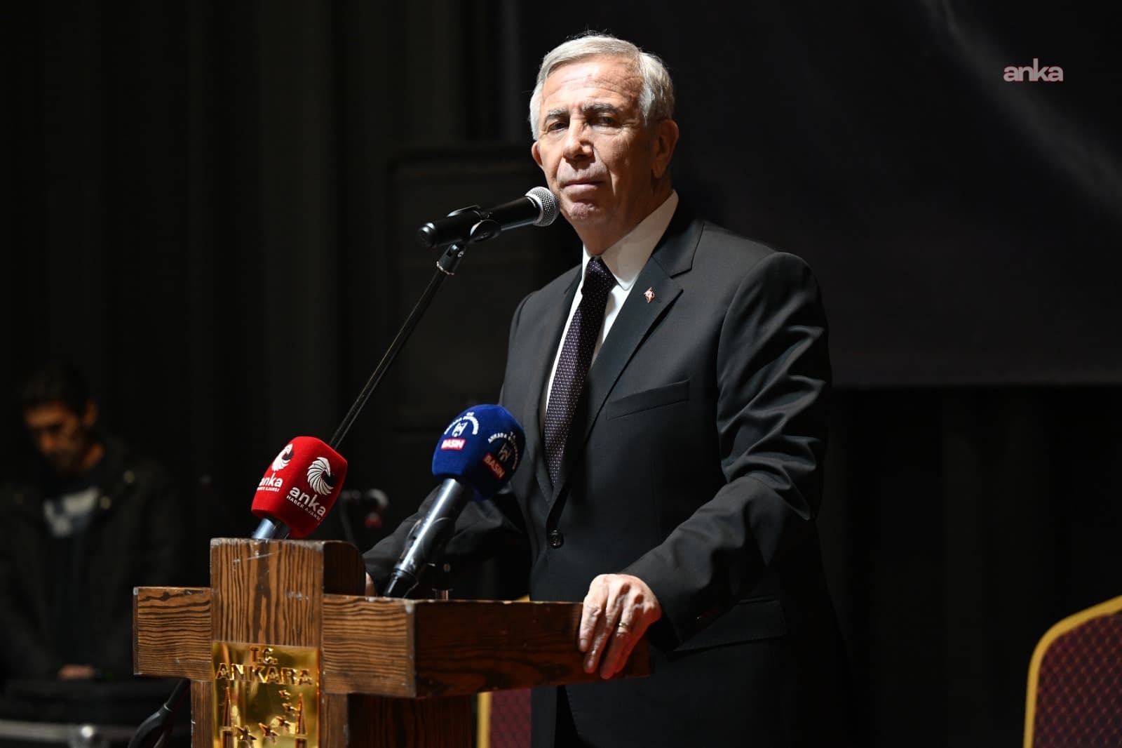 Kahramanmaraş'ta ortaokulda silahlı saldırı... Mansur Yavaş: "Yüreğimiz bir kez